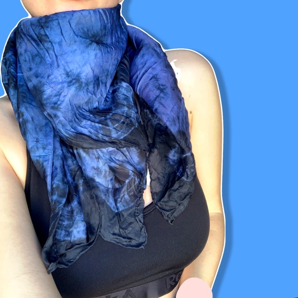 Scarf - Picture 4 of 5